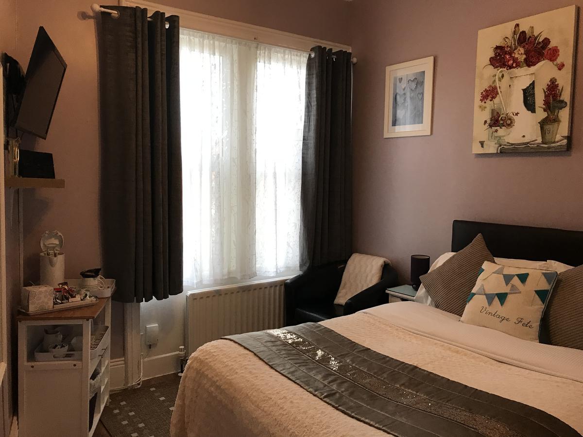 Lighthouse Guest House Whitley Bay Extérieur photo