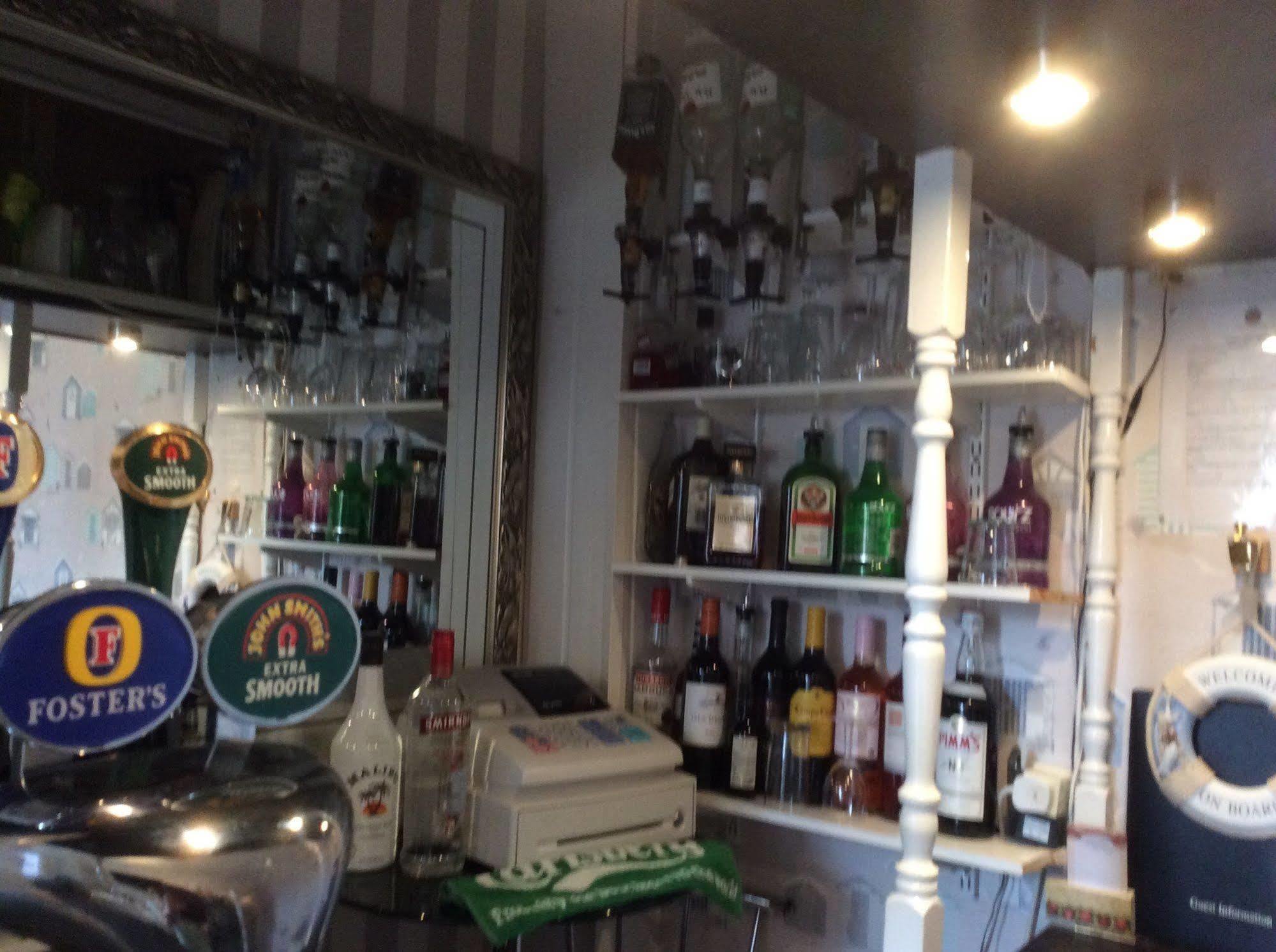 Lighthouse Guest House Whitley Bay Extérieur photo